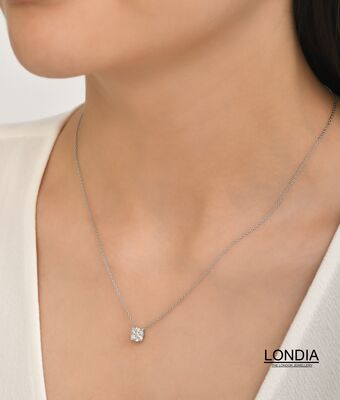 0.20 ct Londia Natural Diamond Magic Cluster Necklace / F Rare White / 1138241 - 3