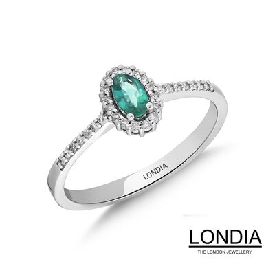 0.25 ct Oval Cut Emerald and 12 ct Diamond Engagement Ring / 1118823 - 2