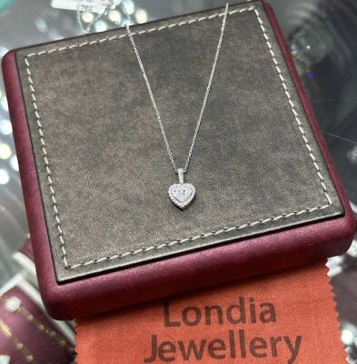 0.30 ct Londia Natural Minimalist Diamond Heart Necklace / Design Hear Pendant/ Valentine's Day Gift / 1139411 - 2