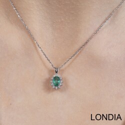 0.40 Karat Natürlicher Smaragd im Oval schliff und 0.08 Karat Diamant halskette / 1124013 - 