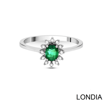 0.42 ct Oval Cut Emerald and 0.08 ct Diamond Engagement Ring / 1124012 - 2