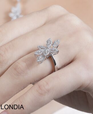 0.43 ct Brillant Diamond Fashion Ring / 1110504 - 1