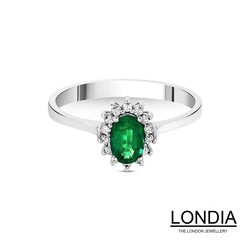 0.45 ct Oval Cut Emerald and 0.11 ct Diamond Engagement Ring / 1113508 - 