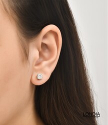 0.50 ct Londia Natural Diamond Magic Cluster Earring / F Rare White / 1122196 - 2