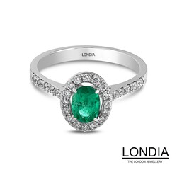 0.58 ct Oval Cut Emerald and 0.37 ct Diamond Engagement Ring / 1115115 - 