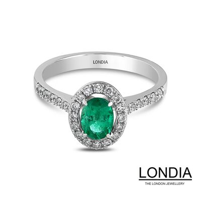 0.58 ct Oval Cut Emerald and 0.37 ct Diamond Engagement Ring / 1115115 - 1