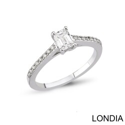 0.60 ct Londia Natural Emerald Cut Side Diamond Engagement Ring / Gia Certificated / 1125499 - 