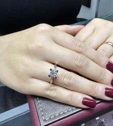 0.80 ct Natural Diamond Classic Engagement Ring / F Color Gia Certified / 1135059 - 2