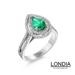 0.94 ct Pear Cut Emerald and 0.51 ct Diamond Engagement Ring / 1119816 - 2
