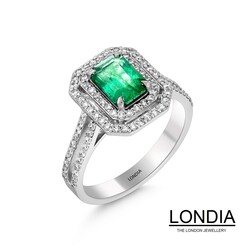 1.17 ct Emerald and 0.56 ct Diamond Engagement Ring / 1119791 - 2