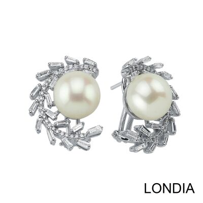 South Sea Pearl and 1.10 ct Natural Diamond Earring / 1116413 - 1