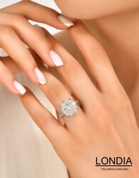 2.12 ct Diamond Baguette Engagement Ring / 1124269 - 3