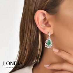 7.30 ct Pear Cut Natural Emerald and 5.10 ct Natural Diamond Earring / 1113740 - 2