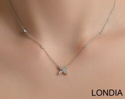0.30 ct Londia Clover Necklace / Round Cut Diamond Necklace / 1128587 - 