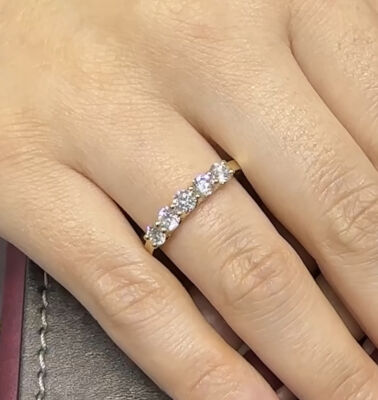  0.90 ct Londia Diamond 5 Stone Wedding Ring / 1135216 - 2