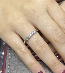 0.70 ct Londia Diamond 5Stone Wedding Ring / 1135299 - 2