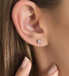 Londia Natural Diamond Stud Earring / Unique Round Cut Diamond Earring / 100DE290 - 3