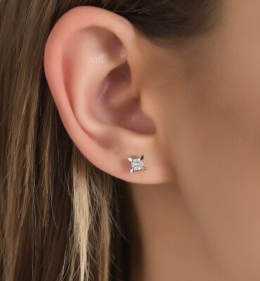 Londia Natural Diamond Stud Earring / Unique Round Cut Diamond Earring / 100DE862 - 3