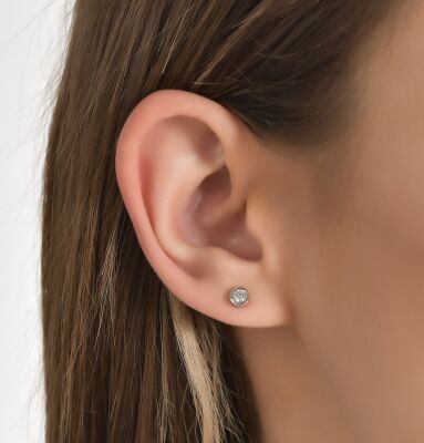 Londia Natural Diamond Stud Earring / Unique Round Cut Diamond Earring / 100DE671 - 3