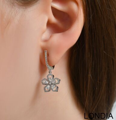 0.70 ct Sakura By Londıa Natural Diamond Hoop Earring / 1128833 - 1